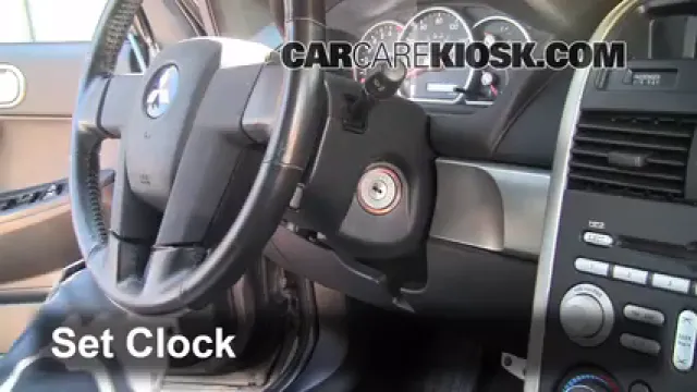 2005 Mitsubishi Galant ES 2.4L 4 Cyl. Horloge Régler l'horloge